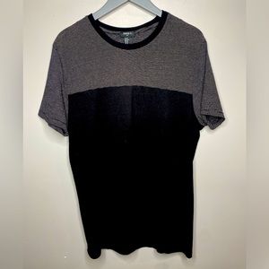 Forever 21 Men’s Color Block Tee.